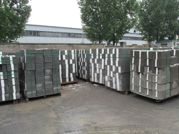 潤德供應(yīng)自保溫砌塊的特點(diǎn) 潤德供應(yīng)自保溫砌塊的特點(diǎn)